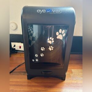 Eyevac Touchless Vacuum